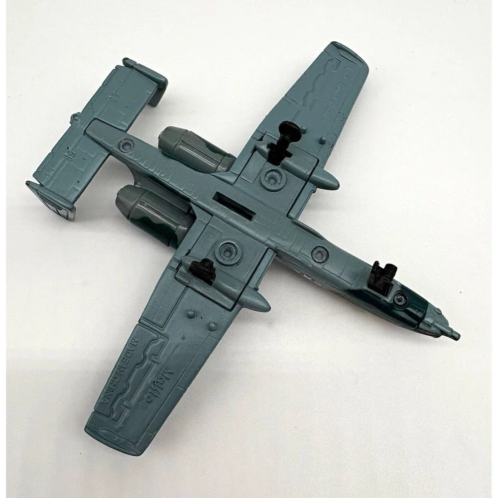 Maisto A-10 Thunderbolt II Diecast Military Airplane 1:64 US Air Force